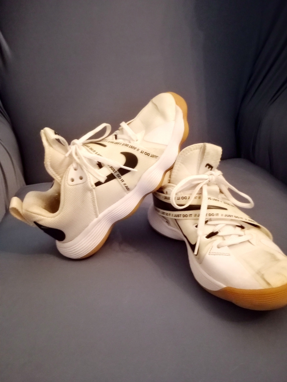 Nike Hyperset volleyball Shoes